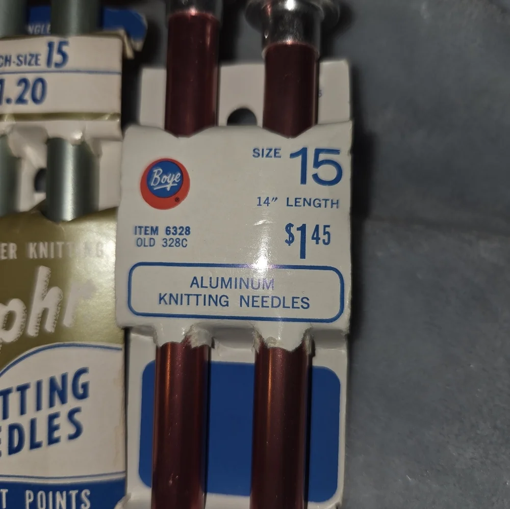 Zephr & Boye Hooker Knitting Needles Set in Red and Gray Size 14 ,15